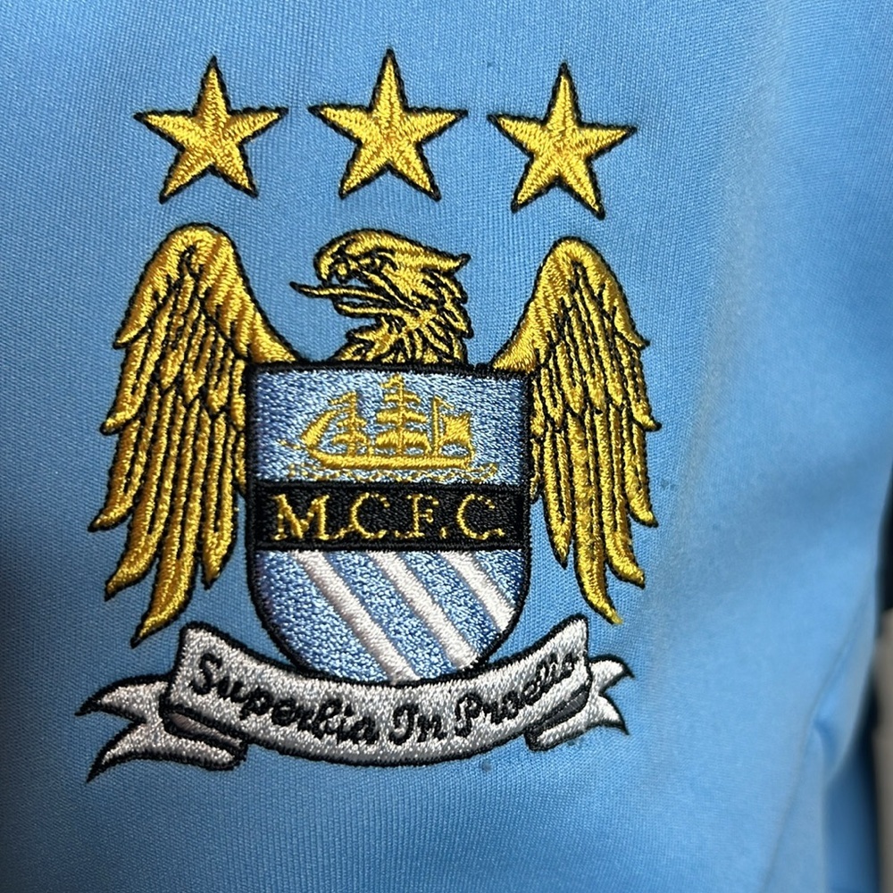 Vintage Manchester City FC Umbro Training Top - Official Teamwear - Picture 8 of 9